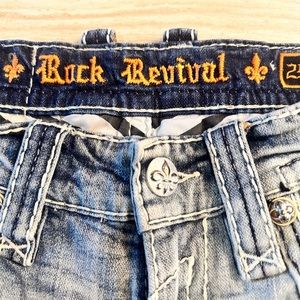 Men’s Rock Revival Cadda Boot Cut Jeans.
Size 29x28